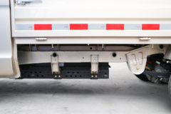 南骏汽车 瑞帅E21 2.51T 2.9米单排纯电动栏板微卡(NJA1030SDE30BEV)41.8kWh