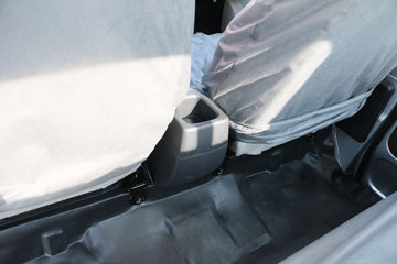 长安凯程 星卡A 1.5L 基本型 107马力 汽油 2.55米双排栏板微卡(国六)(SC1022SEAF6)图片