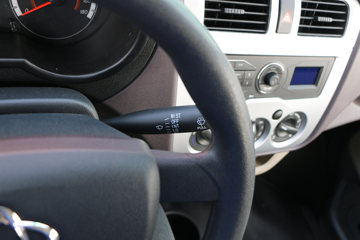长安凯程 星卡A 1.5L 基本型 107马力 汽油 2.55米双排栏板微卡(国六)(SC1022SEAF6)图片