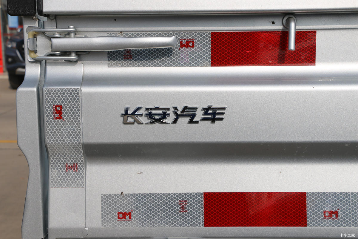  ǿA 1.5L  107  2.55˫΢()(SC1022SEAF6)װ                                                