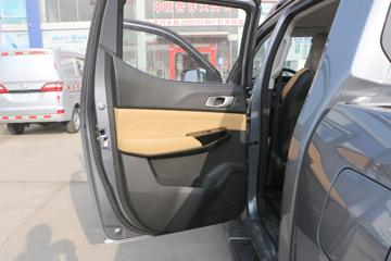 ���� ������ 2023�� �콢�� 2.0L���� 233���� �Զ����� ����˫��Ƥ��ͼƬ