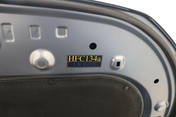 ���� ������ 2023�� �콢�� 2.0L���� 233���� �Զ����� ����˫��Ƥ��ͼƬ