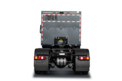 宇通重卡 6X4 换电式纯电动牵引车(ZKH4250P4BEV1)282kWh 宇通重卡 6X4 换电式纯电动牵引车(ZKH4250P4BEV1)282kWh