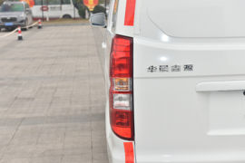 新海狮EV 电动封闭厢货外观图片