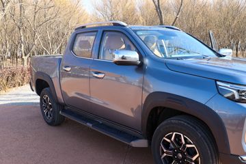 ���� ������ 2023�� �캽�� 2.0L���� 233���� �Զ����� ����˫��Ƥ��ͼƬ