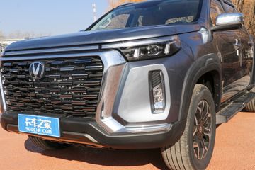 ���� ������ 2023�� �캽�� 2.0L���� 233���� �Զ����� ����˫��Ƥ��ͼƬ