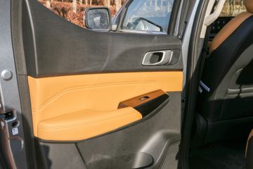 ���� ������ 2023�� �캽�� 2.0L���� 233���� �Զ����� ����˫��Ƥ��ͼƬ