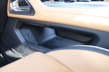 ���� ������ 2023�� �캽�� 2.0L���� 233���� �Զ����� ����˫��Ƥ��ͼƬ