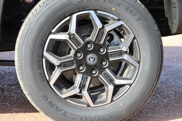 ���� ������ 2023�� �캽�� 2.0L���� 233���� �Զ����� ����˫��Ƥ��ͼƬ