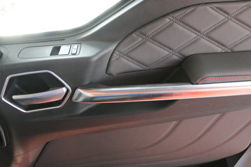 �й����� �ǵ¿�SITRAK G7S�ؿ� �ݻ��� 610���� 6X4 AMT�Զ���ǣ����(Һ��)ͼƬ