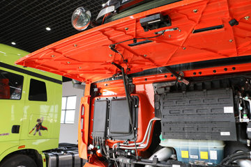 �й����� �ǵ¿�SITRAK G7S�ؿ� �ݻ��� 610���� 6X4 AMT�Զ���ǣ����(Һ��)ͼƬ