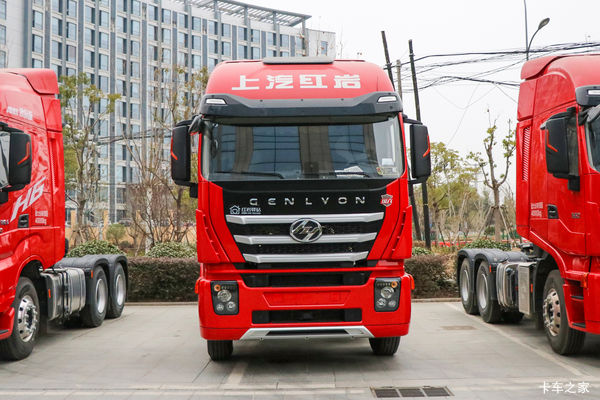 上汽红岩 杰狮C6 复合版 500马力 6X4 牵引车(CQ4257HD13334)