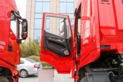 上汽红岩 杰狮C6重卡 560马力 6X4牵引车(CQ4257HK13334)