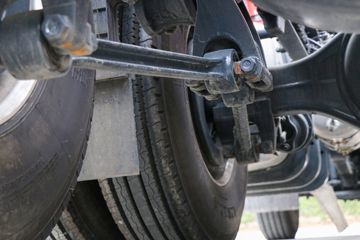 �������� ��ʨC6�ؿ� 560���� 6X4ǣ����(CQ4257HK13334)ͼƬ