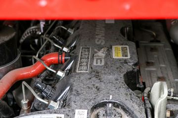 �������� ��ʨC6�ؿ� 560���� 6X4ǣ����(CQ4257HK13334)ͼƬ