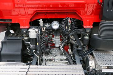 �������� ��ʨC6�ؿ� 560���� 6X4ǣ����(CQ4257HK13334)ͼƬ