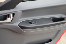 德沃斯Q9&nbsp;载货车驾驶室                                               图片