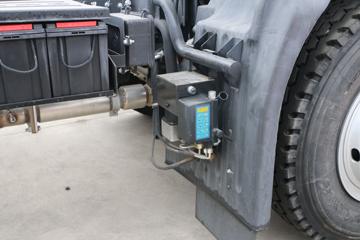 ���� ����˹Q9 220���� 4X2 6.2�ײ�դʽ�ػ���(HFC5181CCYB80K1D4S)ͼƬ