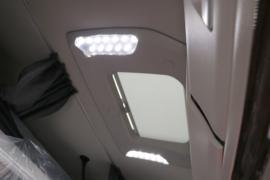 杰狮H6&nbsp;牵引车驾驶室                                               图片