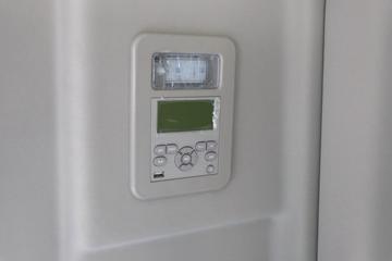 �������� ��ʨH6�ؿ� ŷ������ 560���� 6X4 AMT�Զ���ǣ����(����)(CQ4257SK13334)ͼƬ