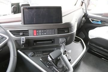 �������� ��ʨH6�ؿ� ŷ������ 560���� 6X4 AMT�Զ���ǣ����(����)(CQ4257SK13334)ͼƬ