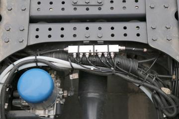 �������� ��ʨH6�ؿ� ŷ������ 560���� 6X4 AMT�Զ���ǣ����(����)(CQ4257SK13334)ͼƬ