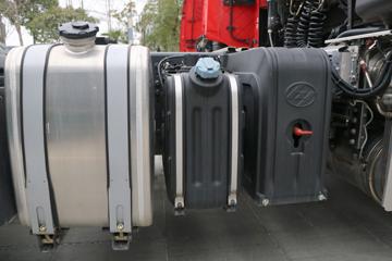 �������� ��ʨH6�ؿ� ŷ������ 560���� 6X4 AMT�Զ���ǣ����(����)(CQ4257SK13334)ͼƬ