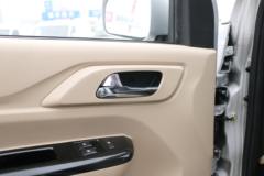 长安跨越 跨越星V7 高配 2.9T 2座 纯电动厢式运输车41.86kWh