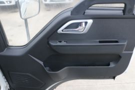 康铃J3&nbsp;载货车驾驶室                                               图片