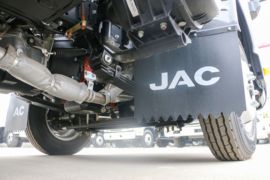 康铃J3&nbsp;载货车底盘                                                图片