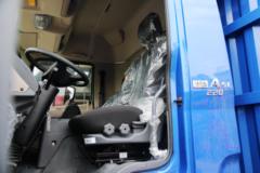 江淮 格尔发A5L中卡 220马力 4X2 10米厢式载货车(速比4.333)(HFC5181XXYP3K1A70S)