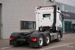 奔驰 Actros 重卡 优享版 530马力 6X4 AMT自动档牵引车(国六)(BJ4266Y6DHL-A2)