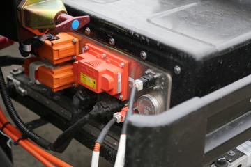 ŷ���� ���� 4.5T 4.17�׵��Ŵ��綯��դʽ�Ῠ(BJ5045CCYEVK)100.27kWhͼƬ