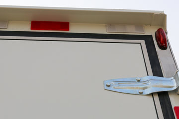 ����Ծ�� ��ԽEC300 4.5T 4.17�׵��Ŵ��綯��ʽ�Ῠ106.95kWhͼƬ