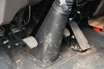 ���� ����M3 ������ 2.2L 95���� CNG 4.16�׵��������Ῠ(����)(KMC1043NG336DP6)ͼƬ