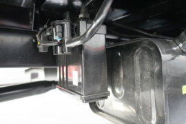 T5&nbsp;载货车底盘                                                图片