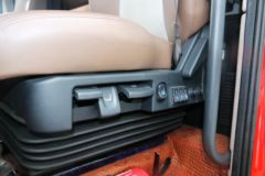 东风商用车 天龙旗舰KX 465马力 8X4 9.4米AMT自动档冷藏车(国六)(DFH5310XLCCX) 东风商用车 天龙旗舰KX 465马力 8X4 9.4米AMT自动档冷藏车(国六)(DFH5310XLCCX)