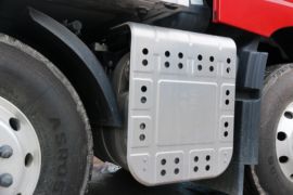 天龙旗舰KX&nbsp;冷藏车底盘图片