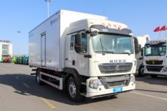 中国重汽 HOWO TX 220马力 4X2 6.8米冷藏车(国六)