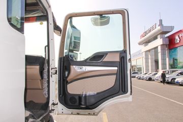 �й����� HOWO TX 220���� 4X2 6.8����س�(����)ͼƬ