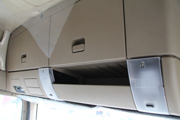 �й����� HOWO TX 220���� 4X2 6.8����س�(����)ͼƬ