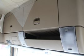 HOWO TX7&nbsp;冷藏车驾驶室图片