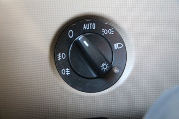 �й����� HOWO TX 220���� 4X2 6.8����س�(����)ͼƬ