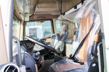 �й����� HOWO TX 220���� 4X2 6.8����س�(����)ͼƬ