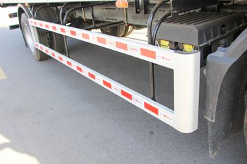 �й����� HOWO TX 220���� 4X2 6.8����س�(����)ͼƬ