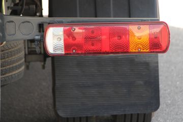 �й����� HOWO TX 220���� 4X2 6.8����س�(����)ͼƬ