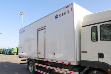 �й����� HOWO TX 220���� 4X2 6.8����س�(����)ͼƬ