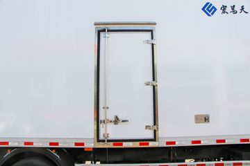 �й����� HOWO TX 220���� 4X2 6.8����س�(����)ͼƬ