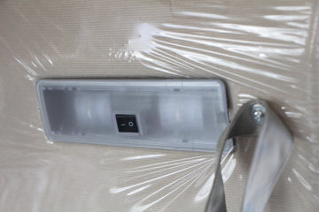 �������� HOWO TX�ؿ� 8X4 6.2�׻���ʽ���綯��ж��(ZZ3317V446GZ1SBEV35)ͼƬ