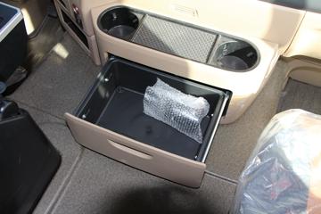 �������� HOWO TX�ؿ� 8X4 6.2�׻���ʽ���綯��ж��(ZZ3317V446GZ1SBEV35)ͼƬ